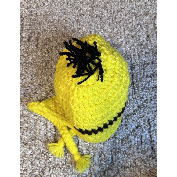 Handmade hand knit Minion Despicable Me stocking cap / costume hat - Picture 3 of 5